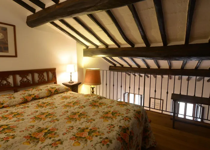 Agroturismo Podere Marella *